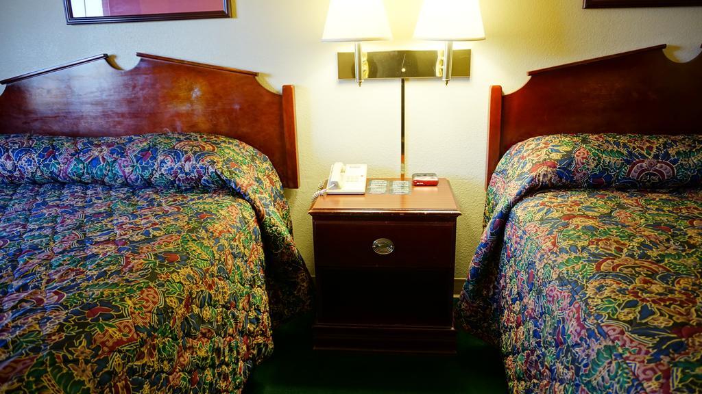 Wesley Inn Wichita Ruang foto